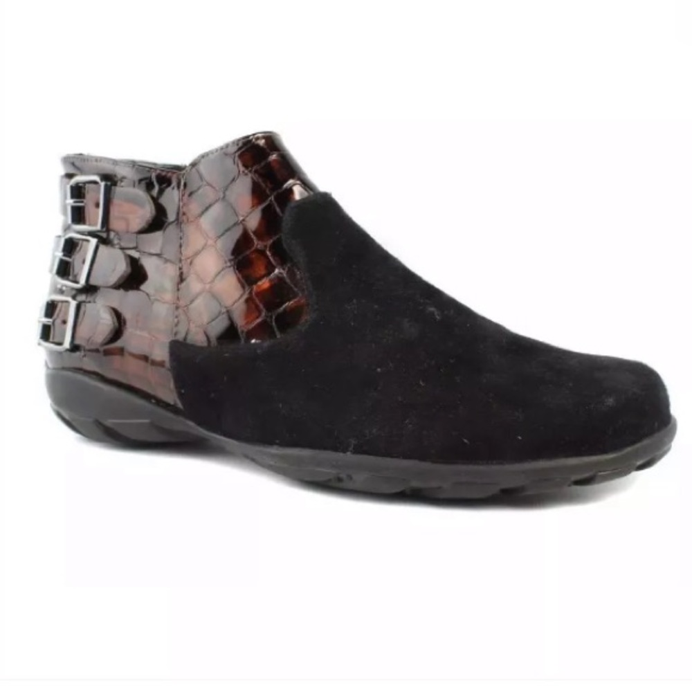 VANELI SPORT Brown Booties Size 7 Ankle Boots